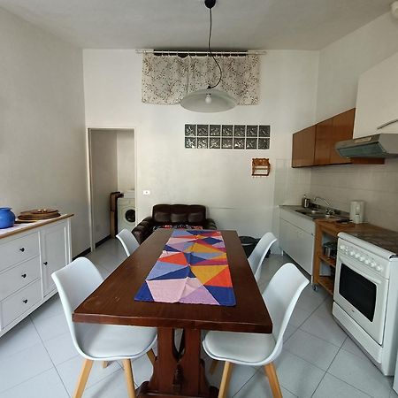 コルニリア Casa Elsaヴィラ エクステリア 写真